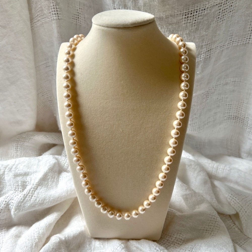 Vintage 80s Monet Glass Faux Pearl Necklace 24" Knotted Cream Gold M Clasp